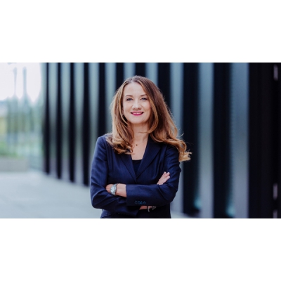 施耐德電氣 Barbara Frei：2023轉(zhuǎn)型加速 全面奔向未來(lái)工業(yè)