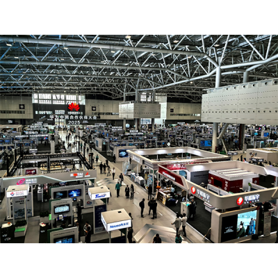 研華攜新款邊緣AI平臺精彩亮相2025華為中國合作伙伴大會
